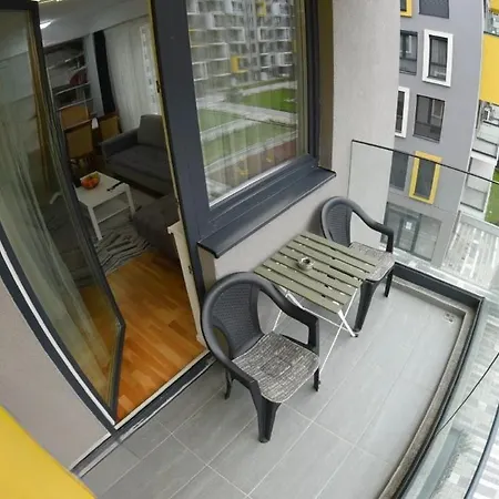 22 House *