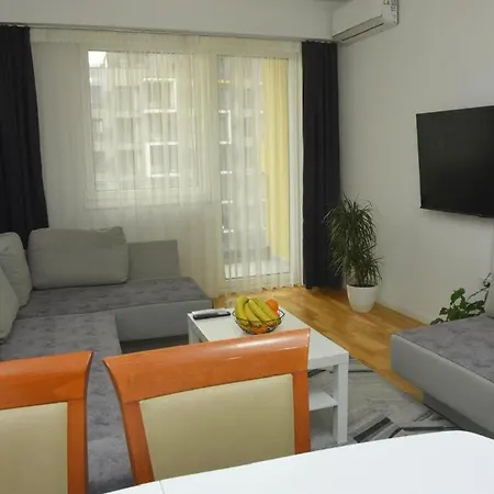 22 House * Skopje